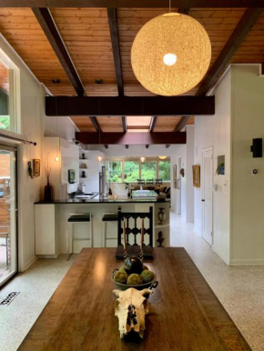 [RARE] Buckhead Mid-century Masterpiece!